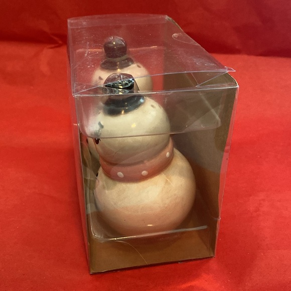 Snowman salt and pepper shaker - Picture 5 of 7